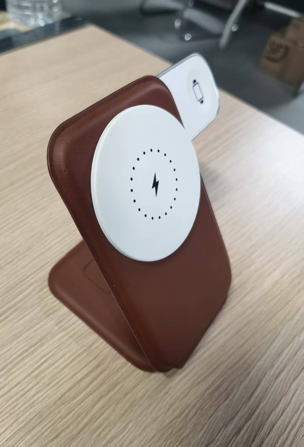 3-in-1 Leather Magnetic Foldable 15W Wireless Charging for iPhone Series